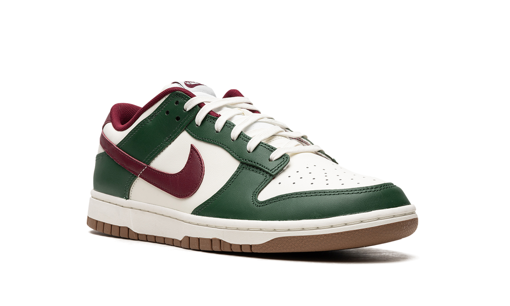 Nike Dunk Low Green Gorge Sneakers