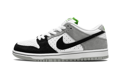 Nike Dunk Low SB Chlorophyll Sneakers