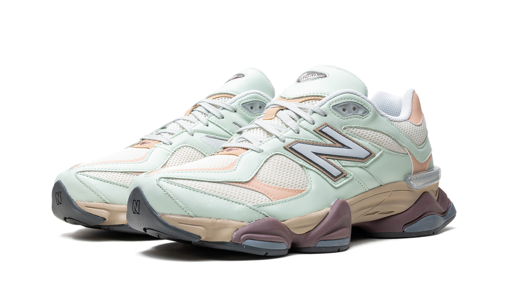 New Balance 9060 Clay Ash Sneakers